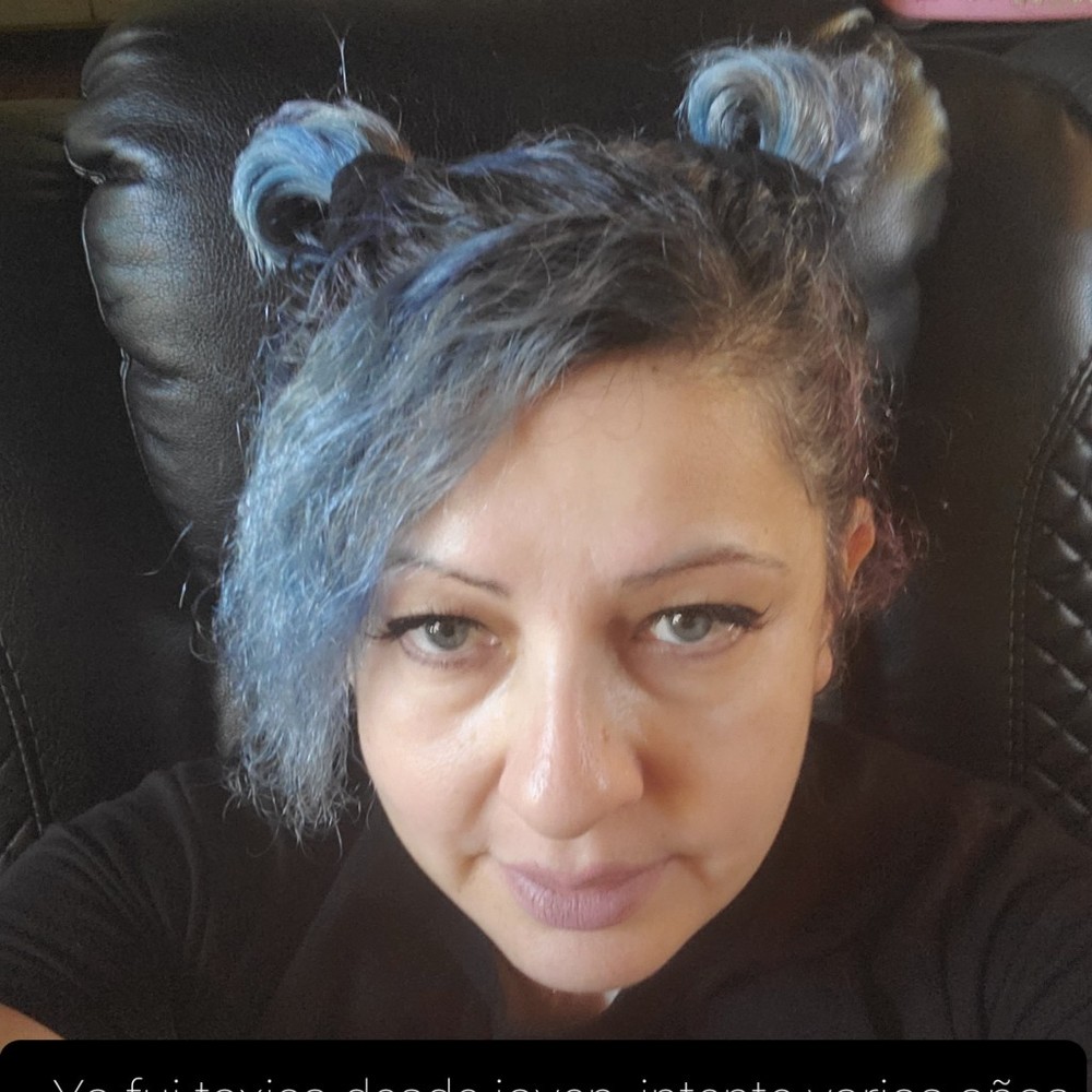 Meet your Posher, vickydeperez